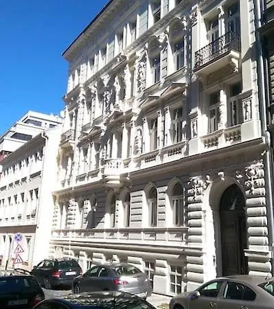 Apartamento Pine - Praga
